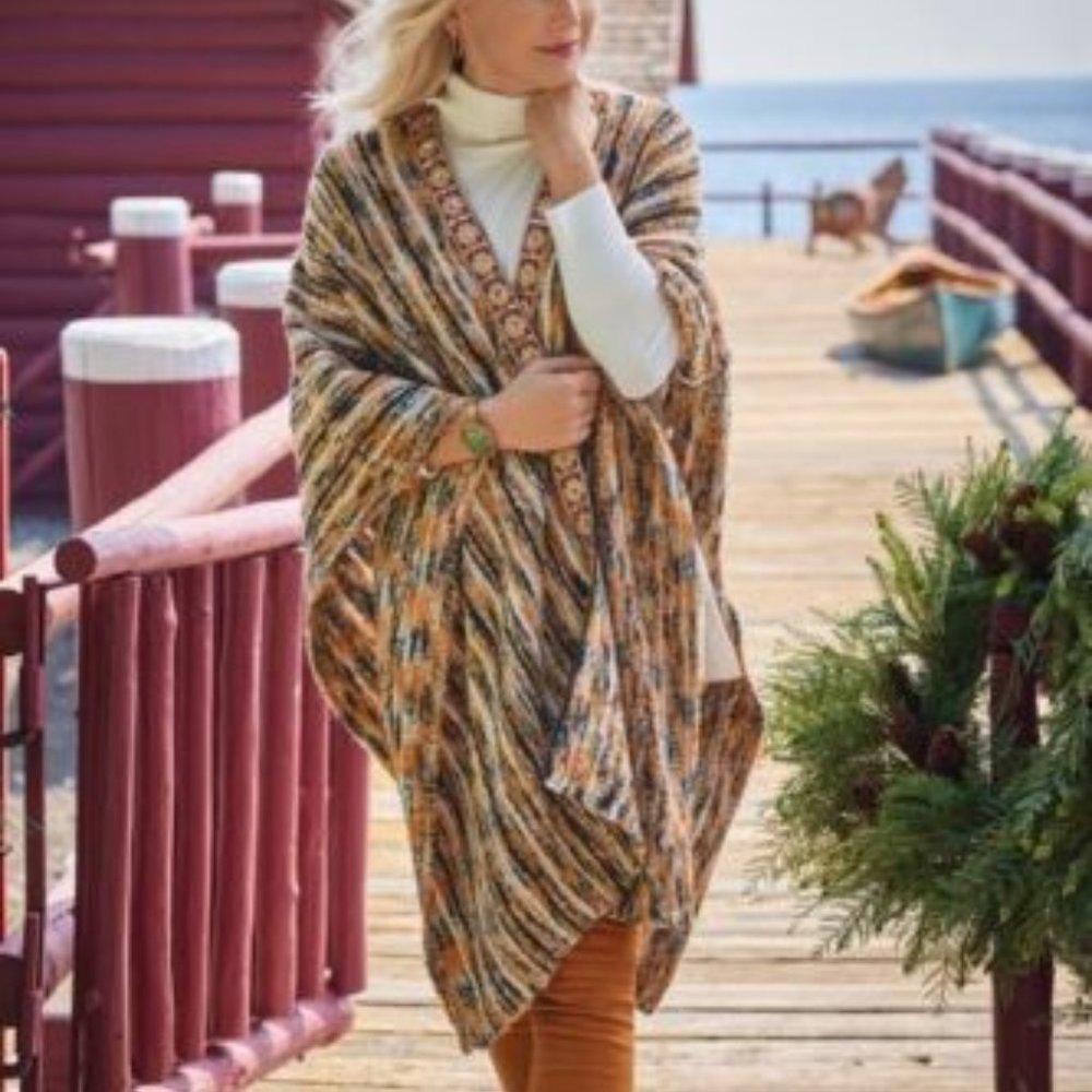 ~NWT~ Soft Surroundings Blanket Sweater Wrap Poncho Cape ONE SIZE ~ NEW ~